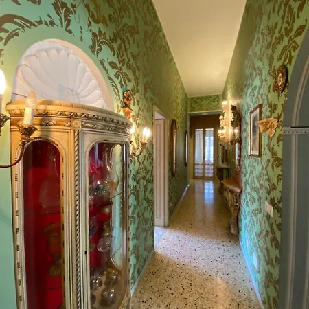 Apartment Raffinato Nel Cuore Pulsante Della Citta Lecce