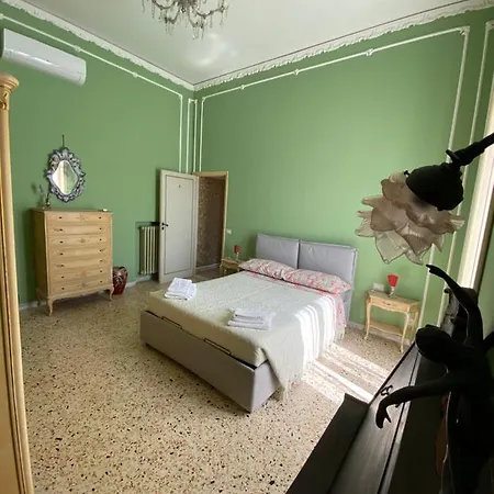 Apartment Raffinato Nel Cuore Pulsante Della Citta Lecce